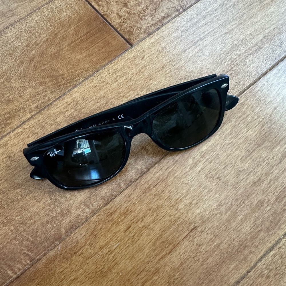 Ray Ban wayfarer sunglasses